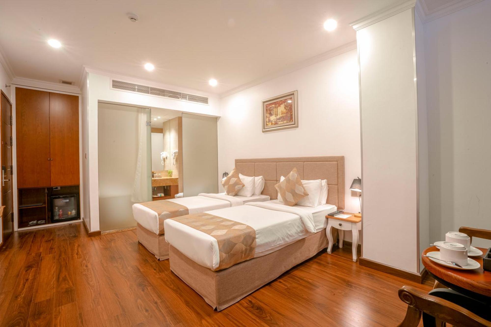 Nesta Hotel Saigon Ho Chi Minh City Exterior photo