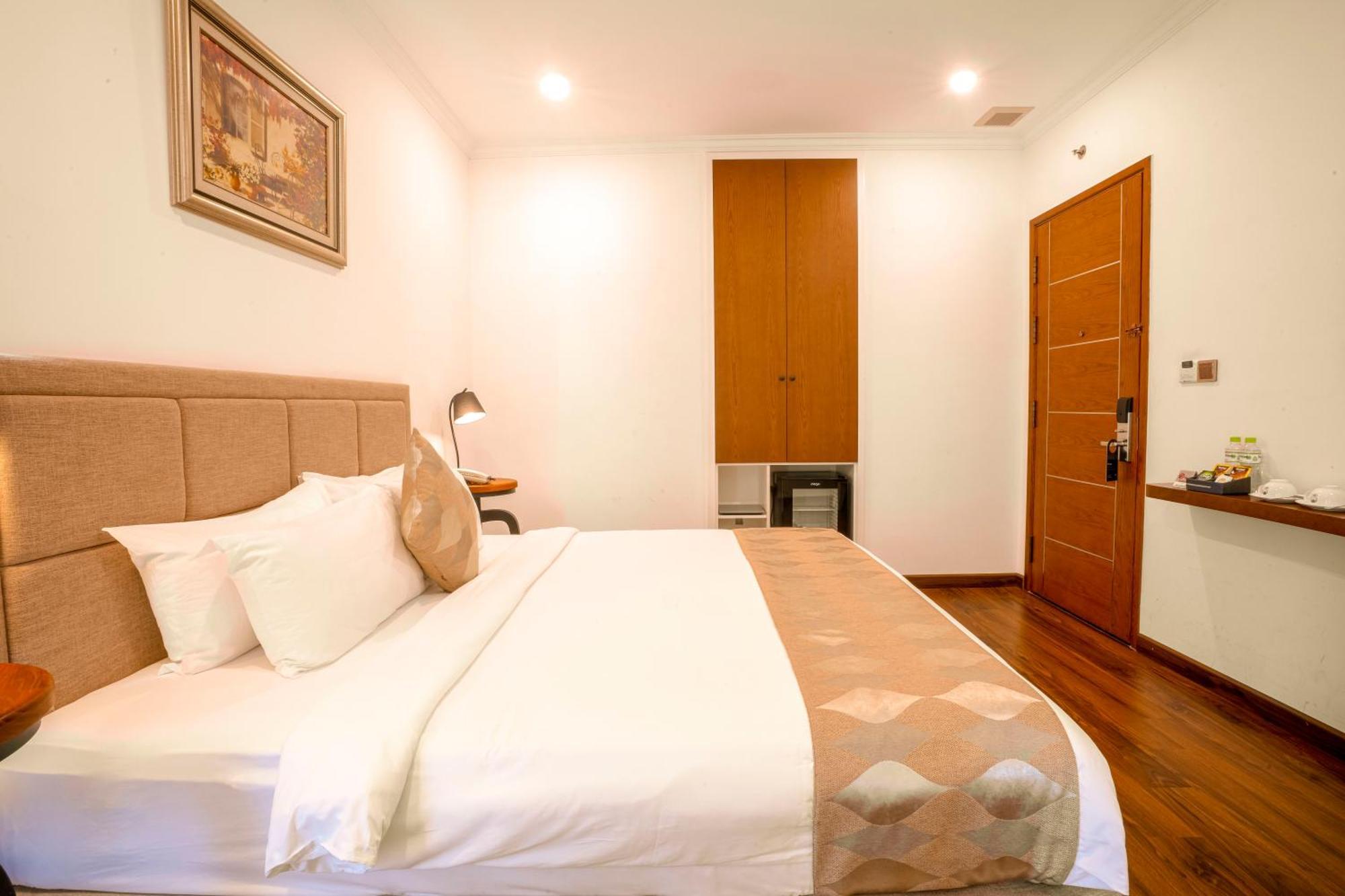 Nesta Hotel Saigon Ho Chi Minh City Exterior photo